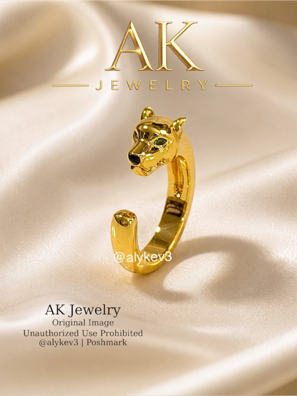💎LUXURY RING Panther Ring, 18k Gold, Gorgeous Silky Body with Emerald Green Eyes